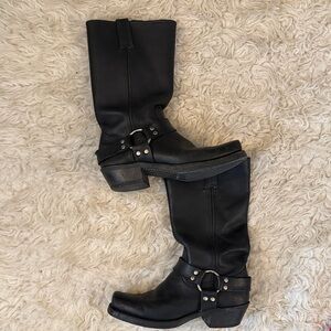 Frye women’s Leather Boots size 9